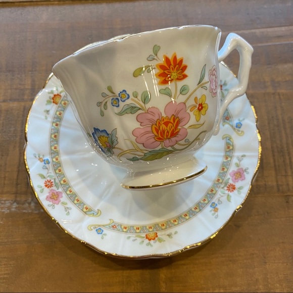 Aynsley Vintage Floral Teacup and Saucer Set